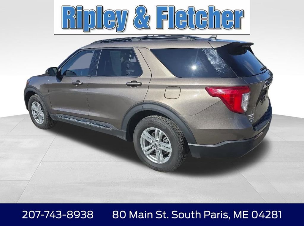 Used 2021 Ford Explorer XLT w/ Equipment Group 202A AWD/4WD image 8