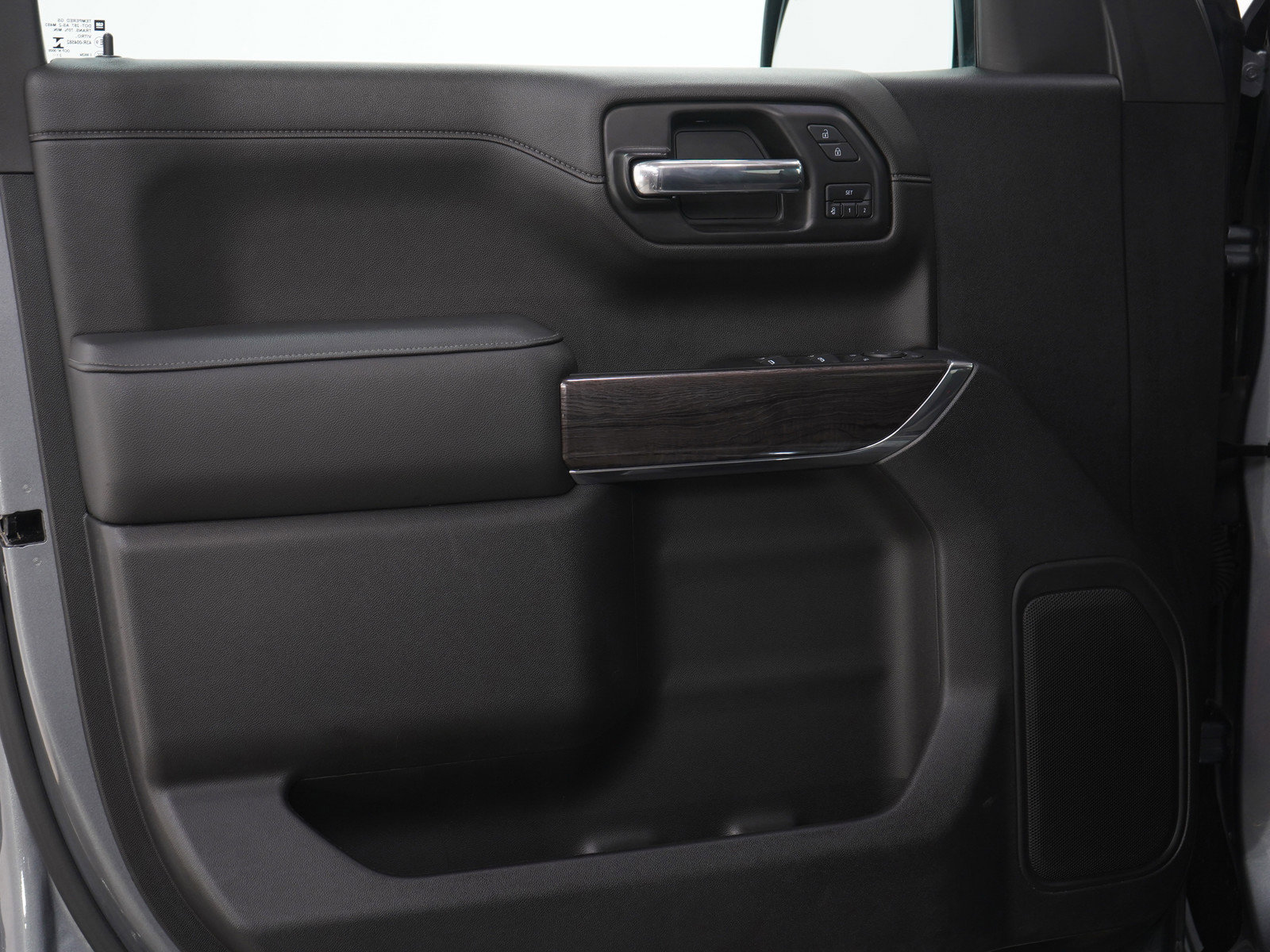 Used 2022 Chevrolet Silverado 1500 LTZ image 21