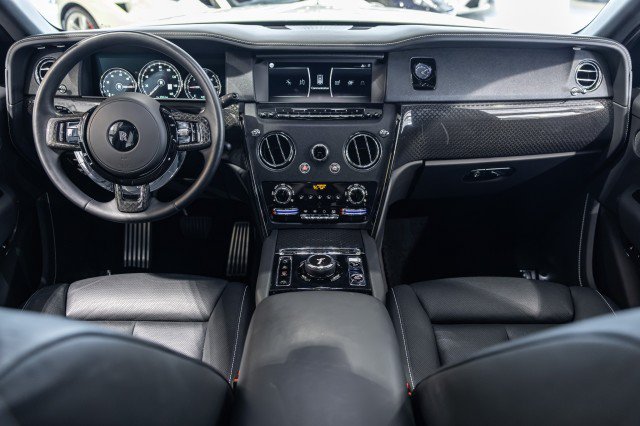 Used 2022 Rolls-Royce Cullinan Black Badge AWD/4WD image 69