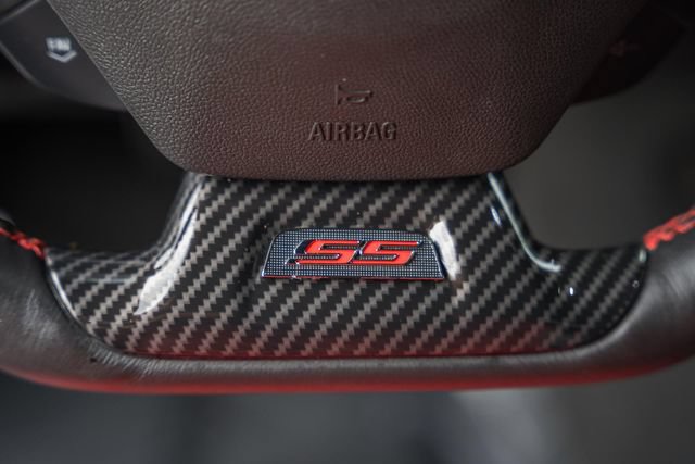 Used 2016 Chevrolet Camaro SS RWD image 29
