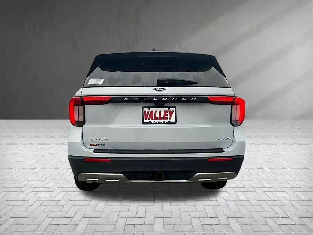 New 2026 Ford Explorer Active w/ Active Comfort Package image 6
