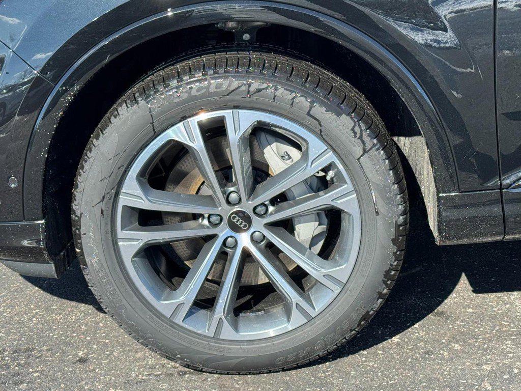 New 2026 Audi Q7 2.0T Premium image 4