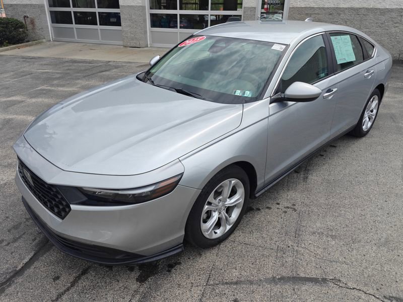 Used 2025 Honda Accord LX image 10