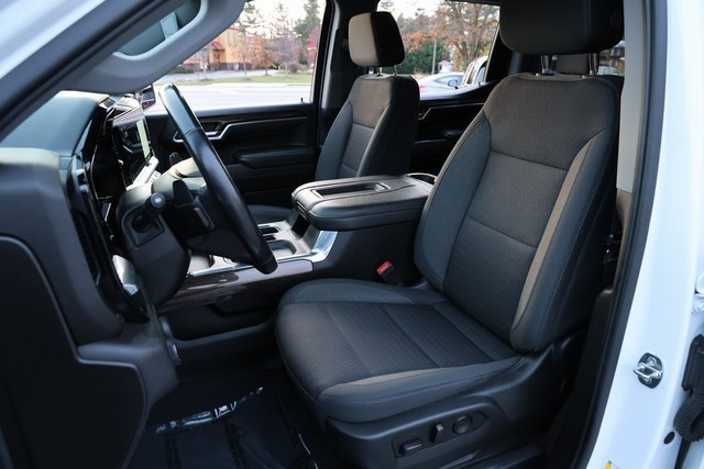 Used 2022 Chevrolet Silverado 1500 LT w/ Protection Package image 17