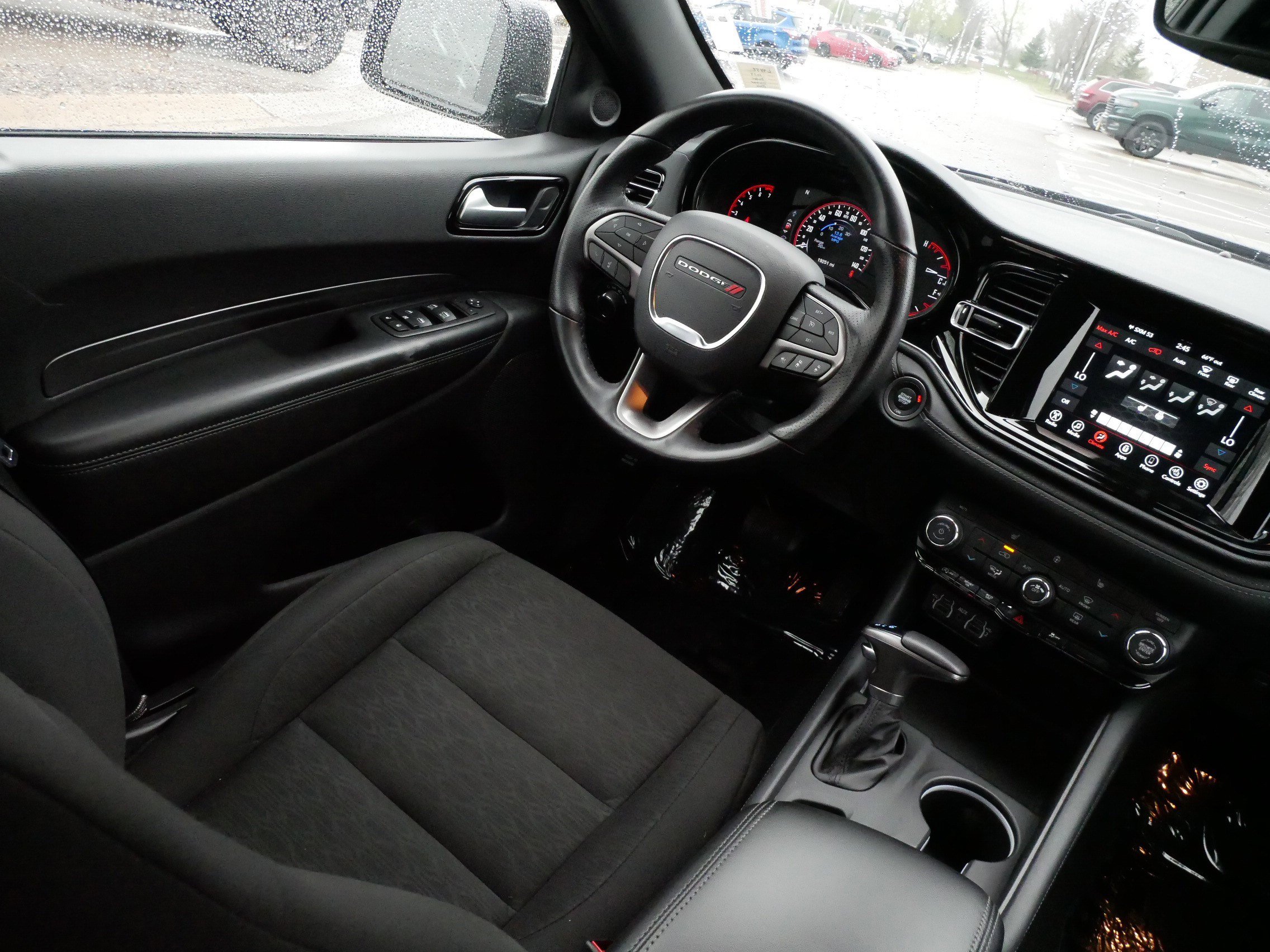 Used 2024 Dodge Durango SXT AWD/4WD image 9