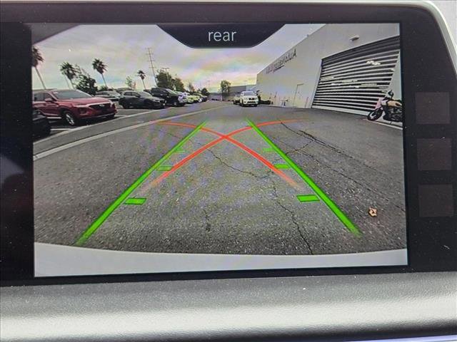 Used 2018 BMW 740e xDrive image 14