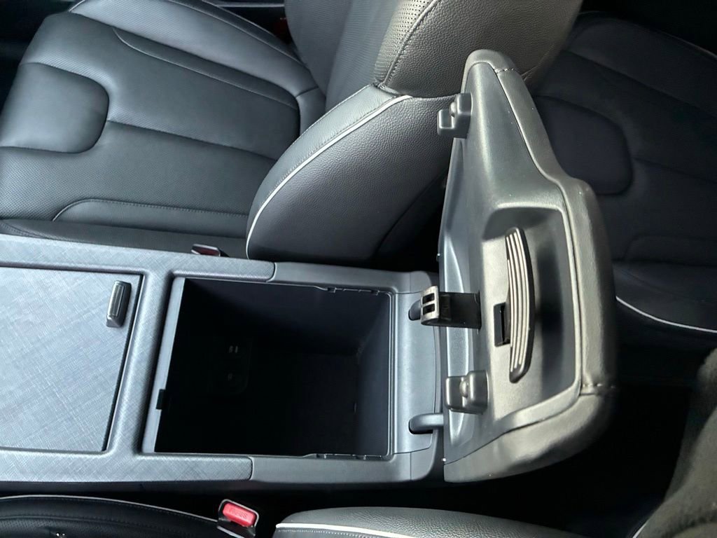 Used 2023 Hyundai Palisade Limited w/ Cargo Package image 40