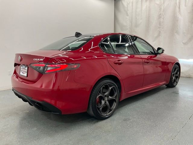Used 2025 Alfa Romeo Giulia AWD image 7