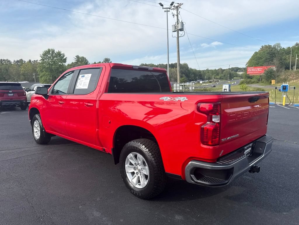 Used 2025 Chevrolet Silverado 1500 LT AWD/4WD image 7