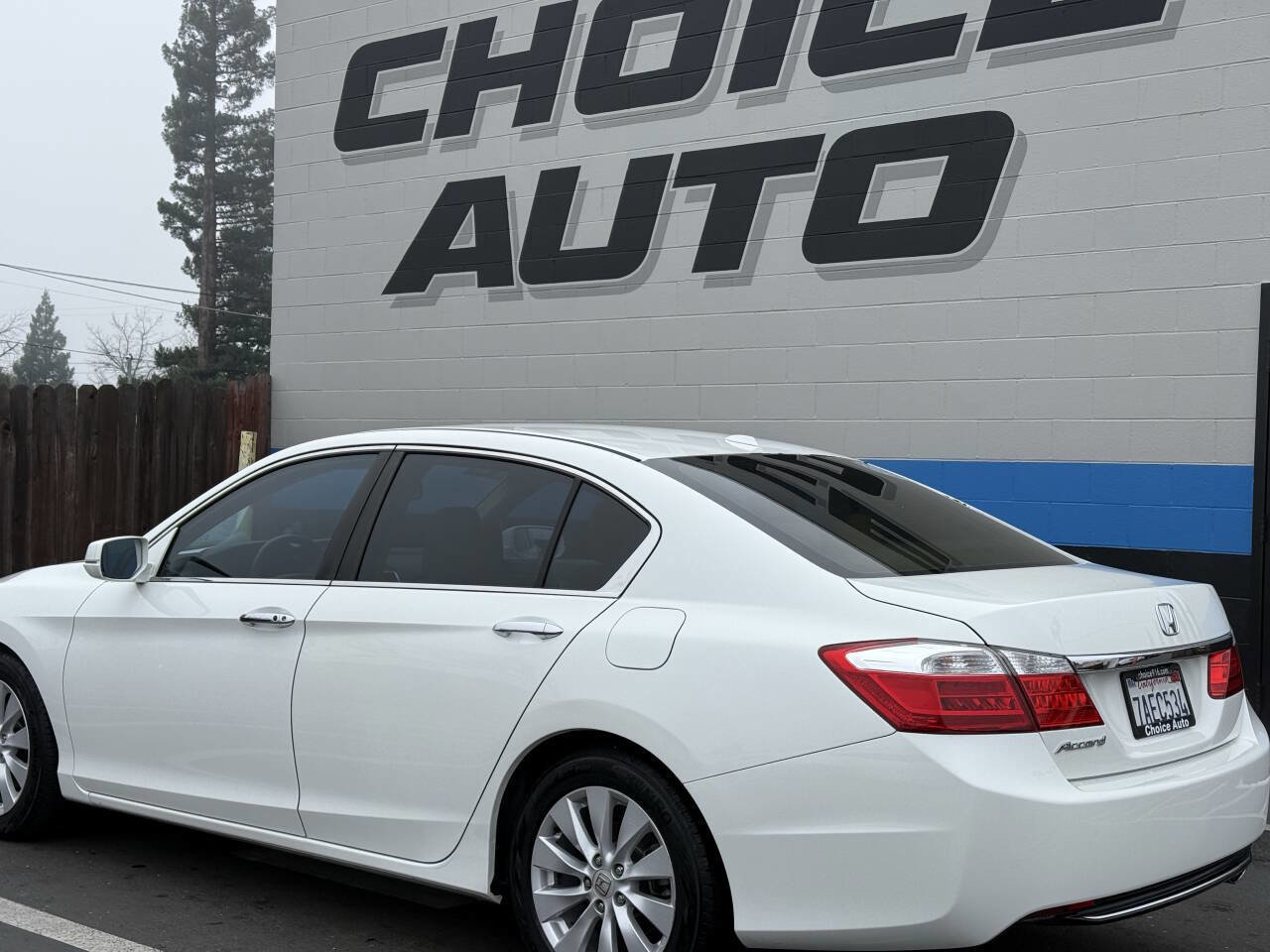 Used 2013 Honda Accord EX-L image 24
