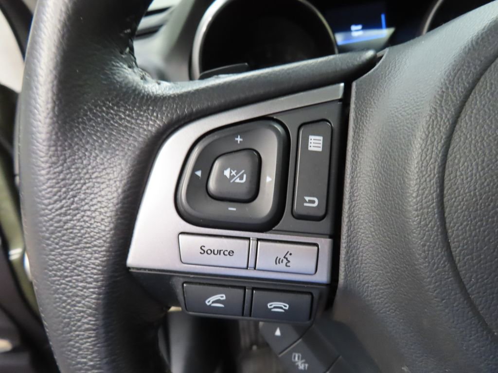 Used 2017 Subaru Outback 2.5i Limited AWD/4WD image 40