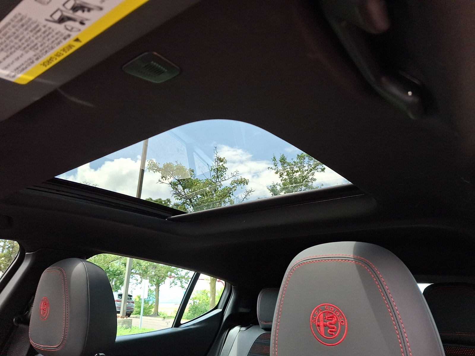 Used 2024 Alfa Romeo Tonale Ti w/ Active Assist Package AWD/4WD image 14