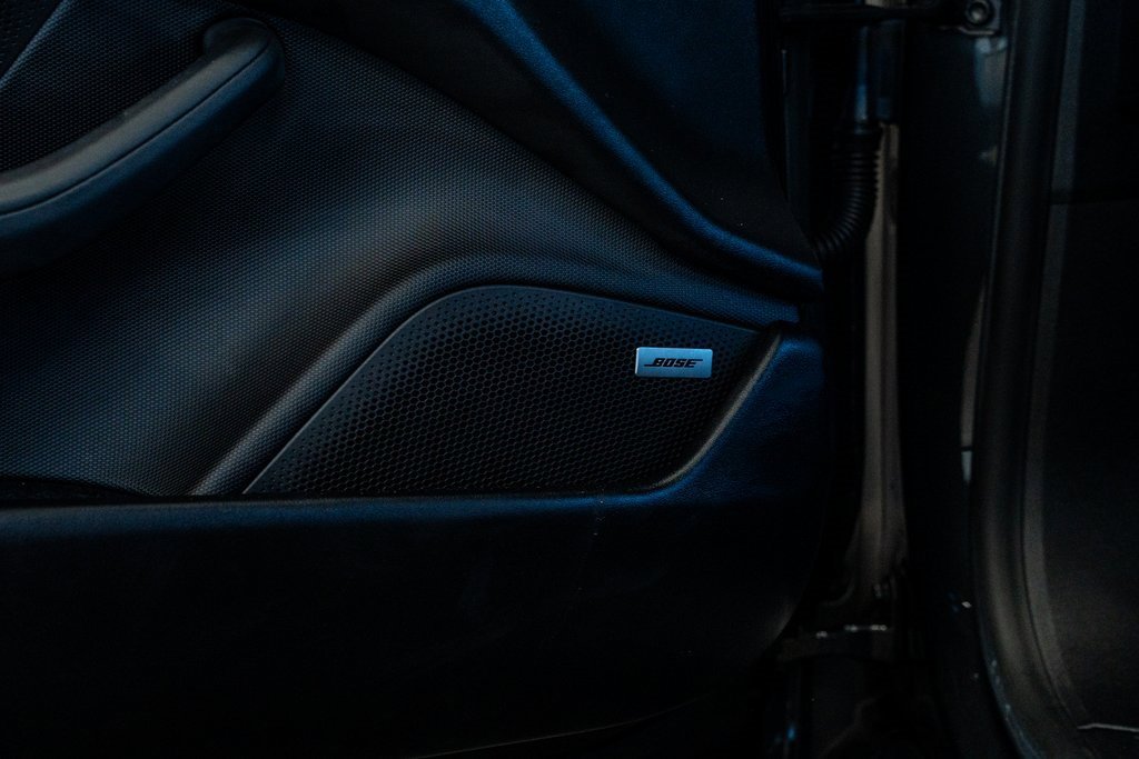 Used 2021 Porsche Taycan image 29