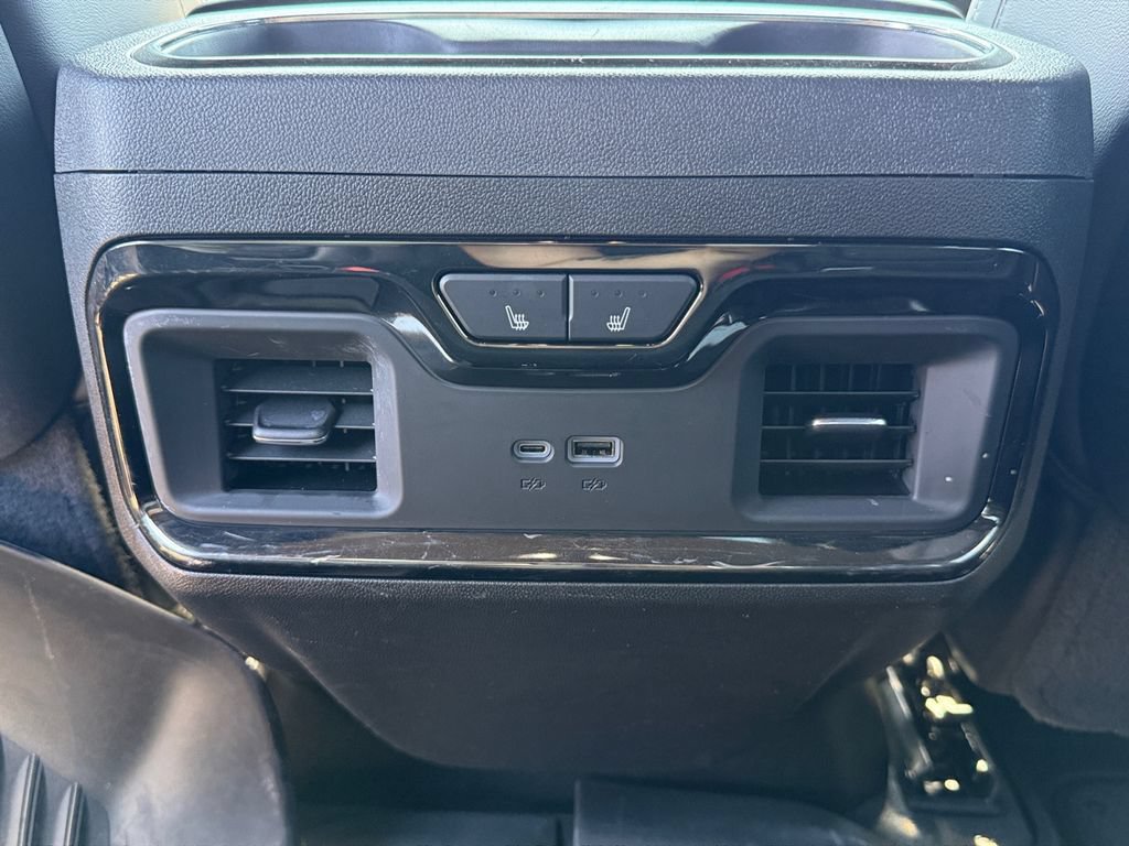 Used 2024 GMC Sierra 2500 AT4X AWD/4WD image 37
