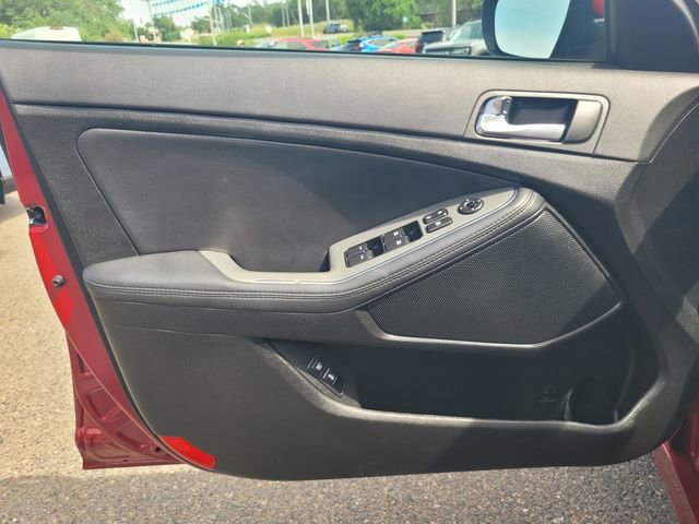 Used 2015 Kia Optima SX image 16