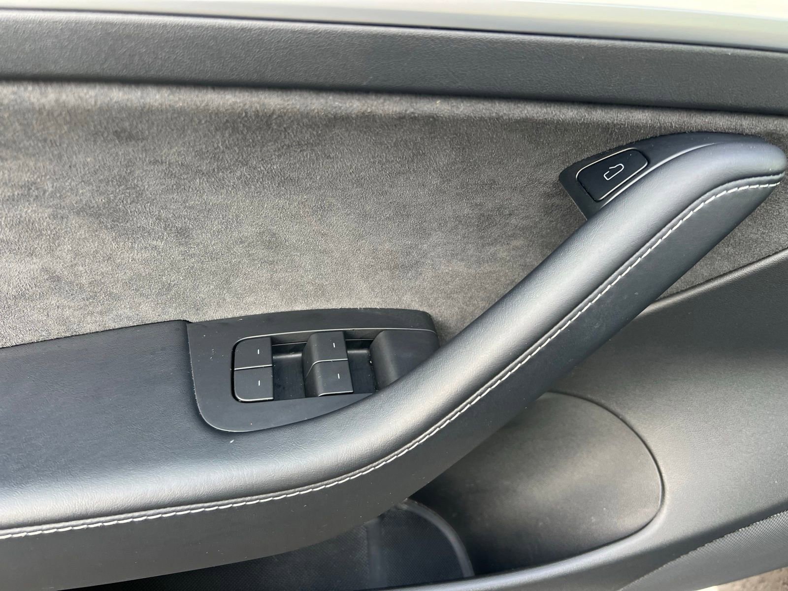 Used 2021 Tesla Model 3 Standard Range Plus image 25