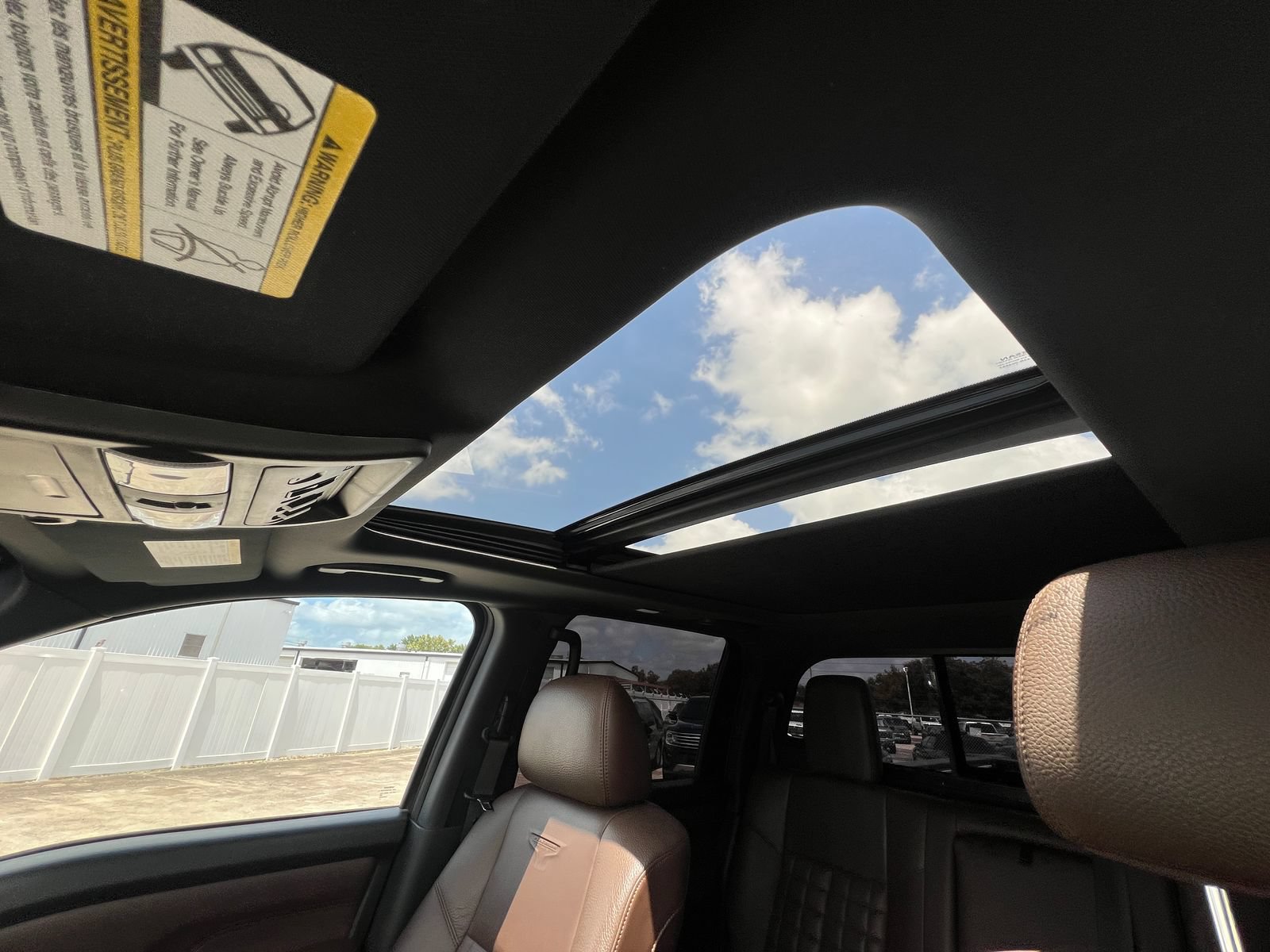 Used 2022 Nissan Titan Platinum Reserve w/ Moonroof Package AWD/4WD image 39