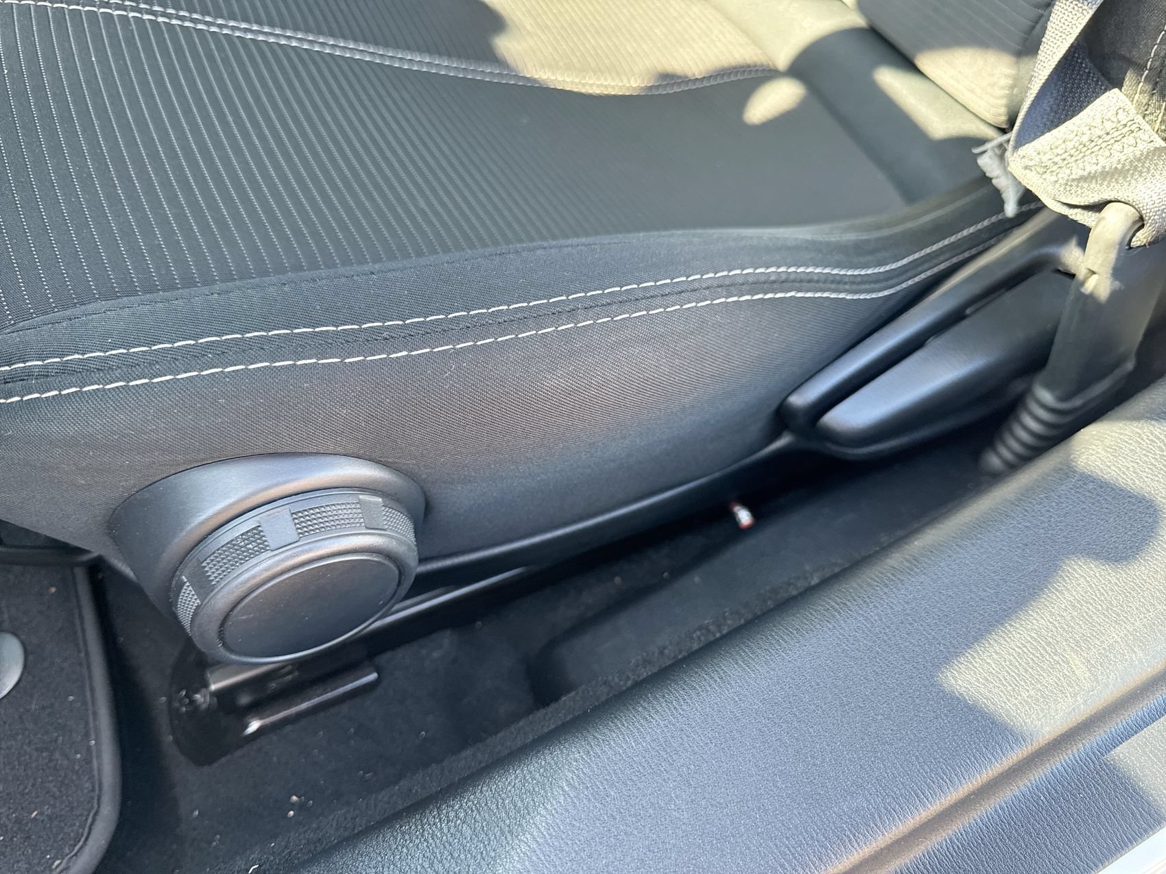 Used 2017 FIAT 124 Spider Classica RWD image 12