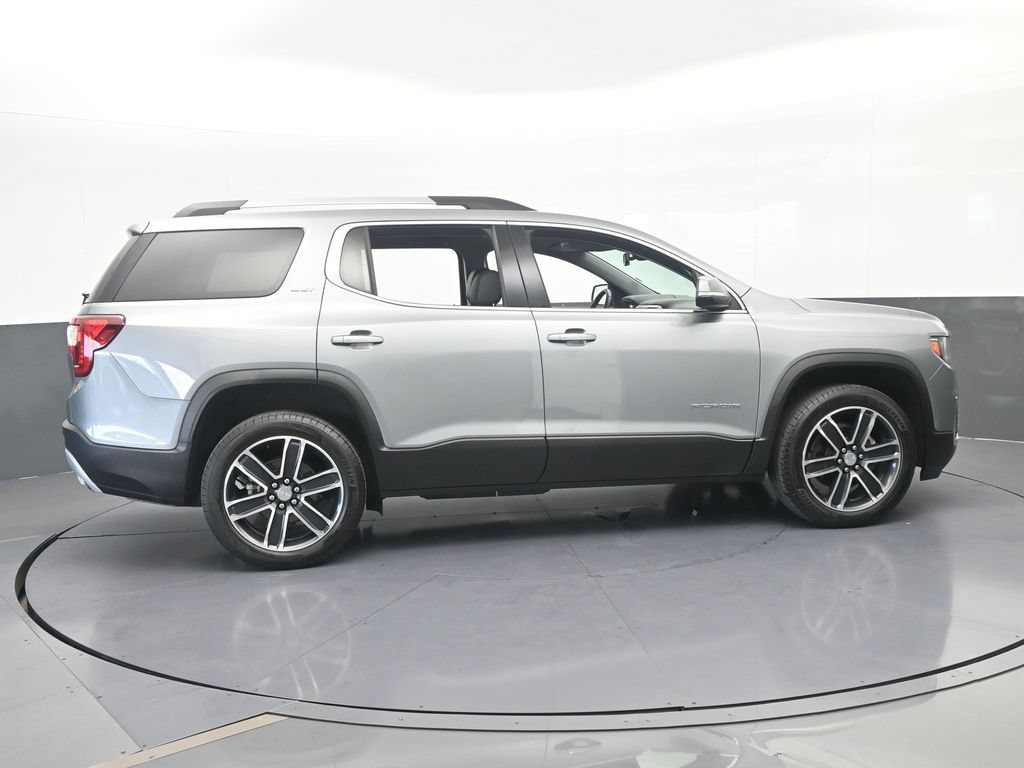 Used 2023 GMC Acadia SLT w/ Technology Package FWD image 7