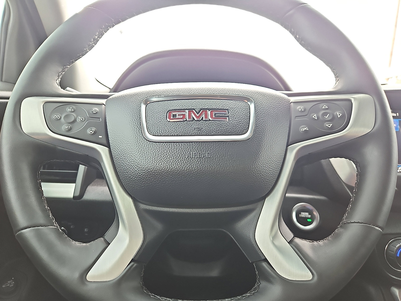 Used 2024 GMC Terrain SLT w/ Elevation Edition image 19