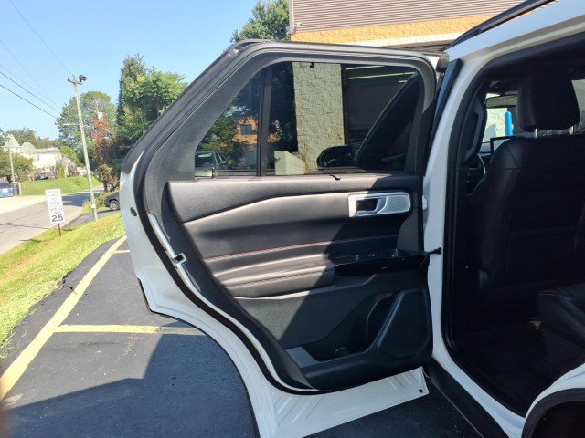 Used 2023 Ford Explorer ST w/ Equipment Group 401A AWD/4WD image 12