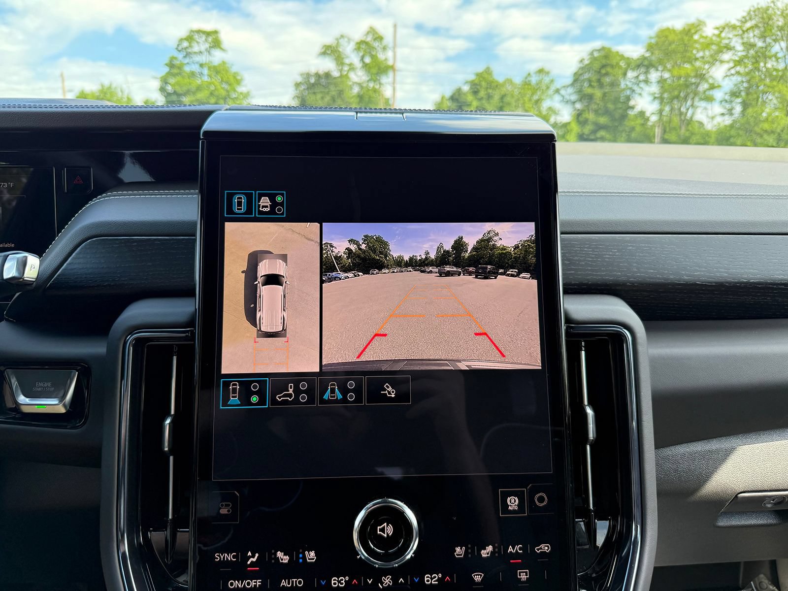 Certified 2026 GMC Yukon AT4 Ultimate AWD/4WD image 34