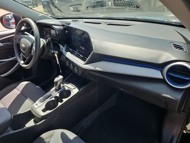 Used 2026 Chevrolet Trax LS FWD image 24