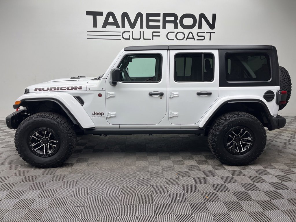 New 2026 Jeep Wrangler Unlimited Rubicon w/ Xtreme 35 Tire Package image 2