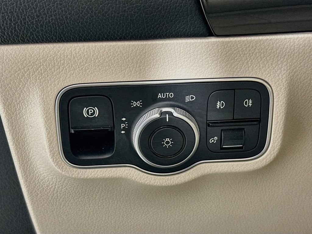 Certified 2023 Mercedes-Benz GLA 250 image 10