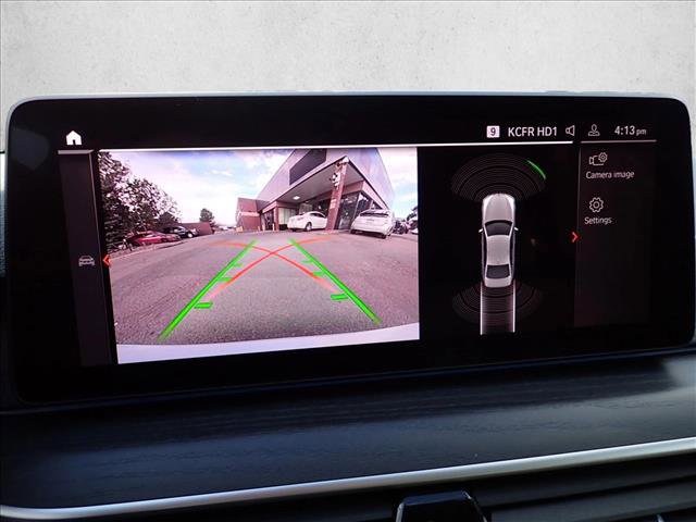 Used 2022 BMW 530e xDrive 530e xDrive w/ Premium Package image 22