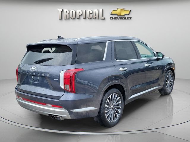 Used 2024 Hyundai Palisade Calligraphy image 3
