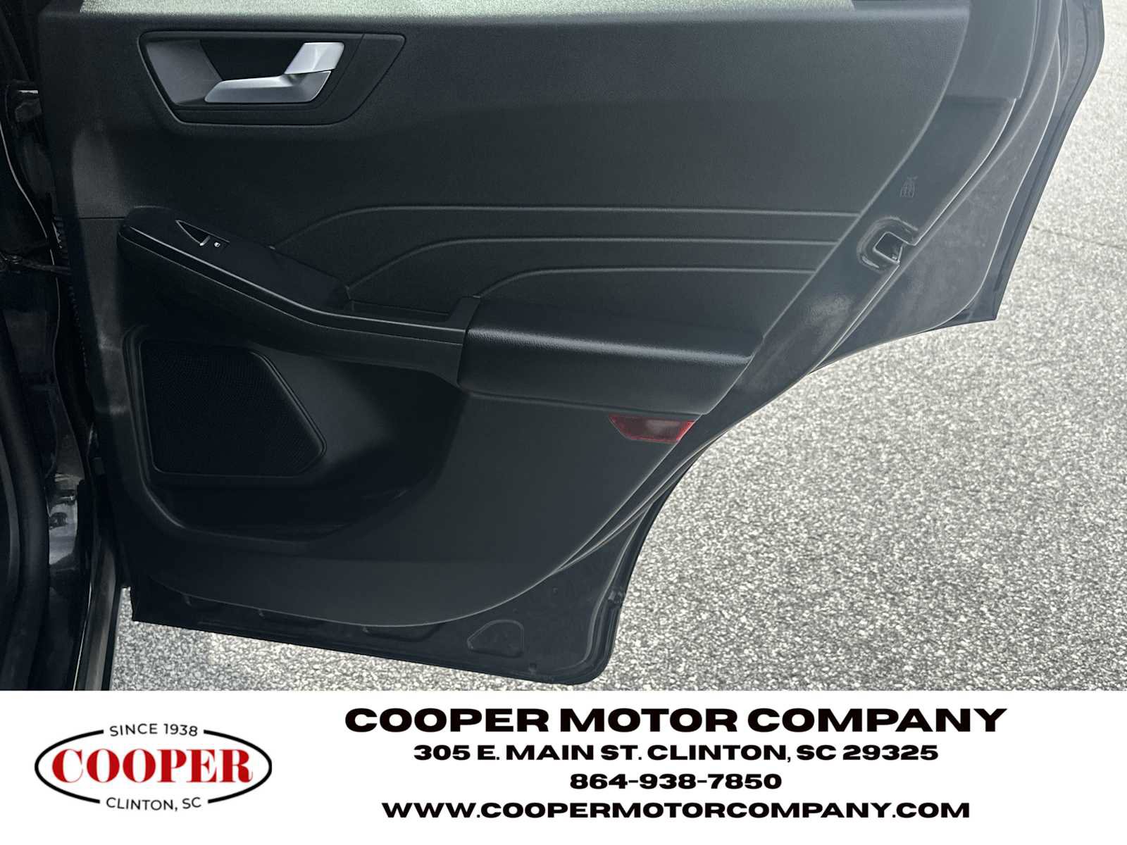 Used 2025 Ford Escape ST-Line FWD image 16