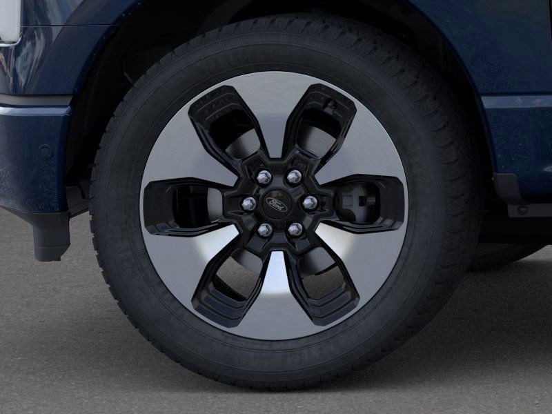 New 2023 Ford F150 Lightning Platinum image 19