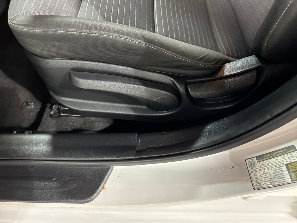 Used 2016 Kia Forte LX w/ LX Popular Plus Package FWD image 15