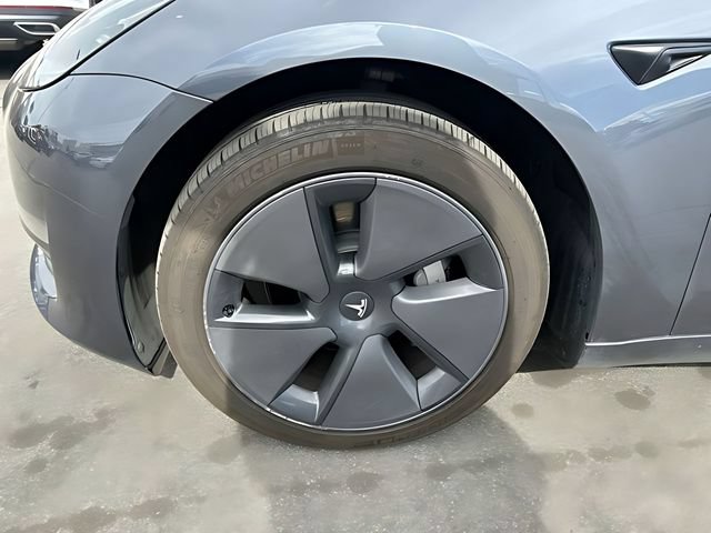 Used 2023 Tesla Model 3 Standard Range RWD image 18