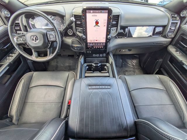 Used 2025 RAM 3500 Limited AWD/4WD image 15