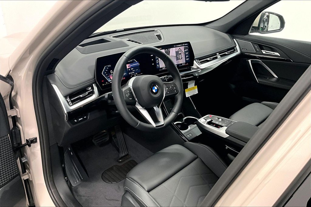 New 2027 BMW X1 xDrive28i AWD/4WD image 19