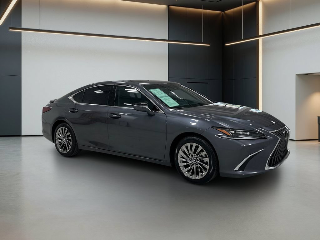 Used 2024 Lexus ES 300h Ultra Luxury FWD image 8