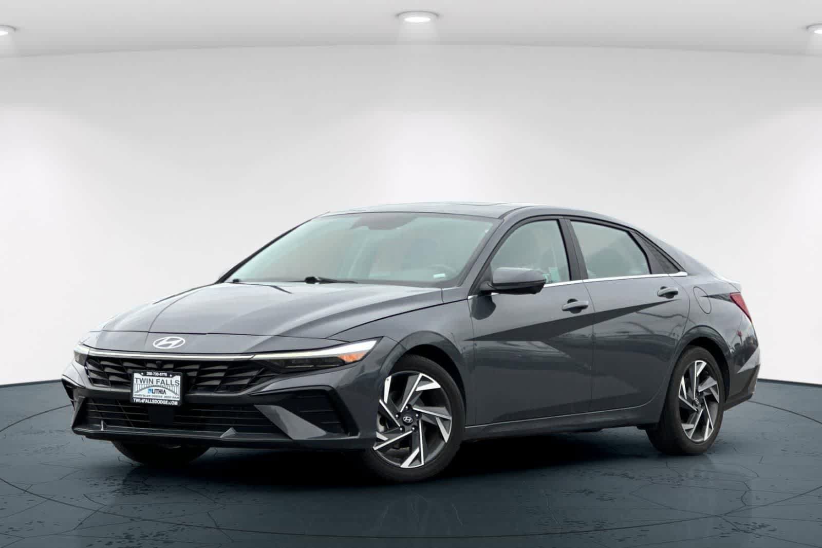 Used 2024 Hyundai Elantra Limited FWD image 1