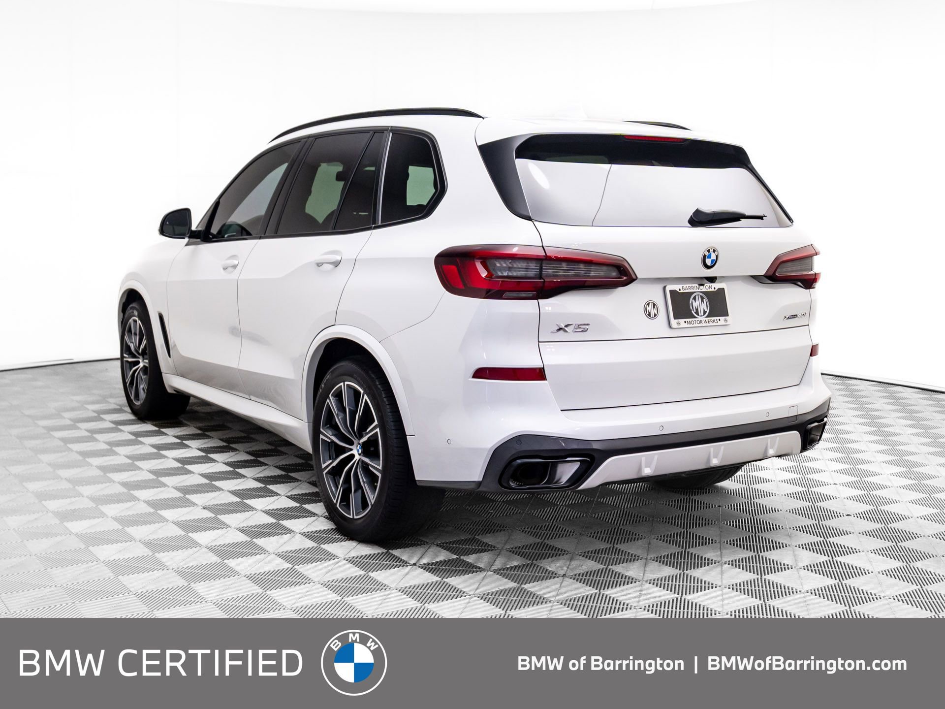 Certified 2023 BMW X5 xDrive40i w/ M Sport Package image 3