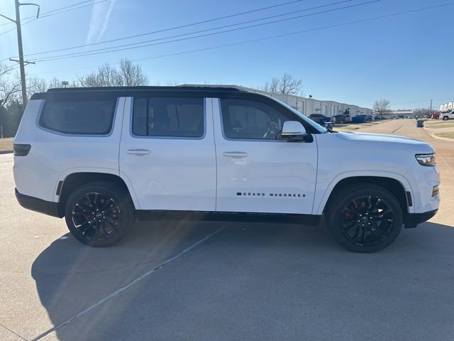 Used 2022 Jeep Grand Wagoneer Series III w/ Rear Seat Video Group 1 image 6