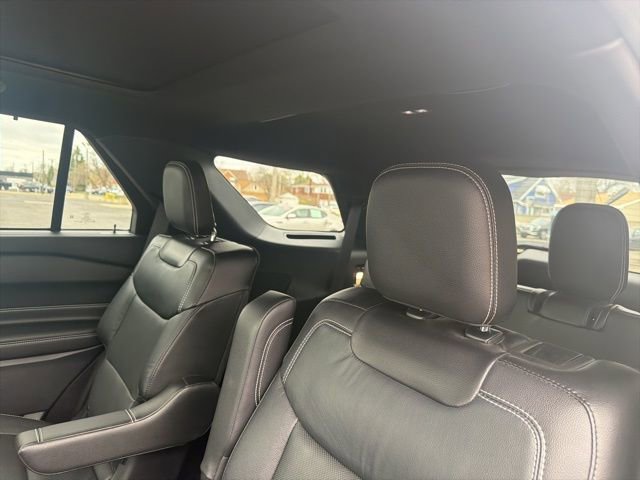 Used 2022 Ford Explorer ST w/ Equipment Group 401A image 17