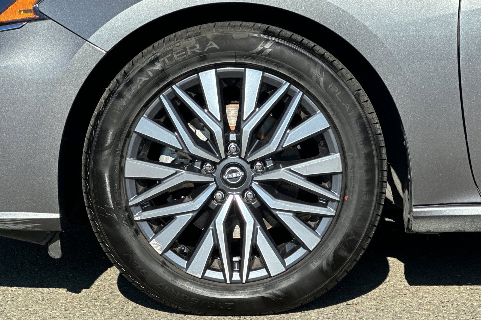 Used 2023 Nissan Altima 2.5 SV image 31