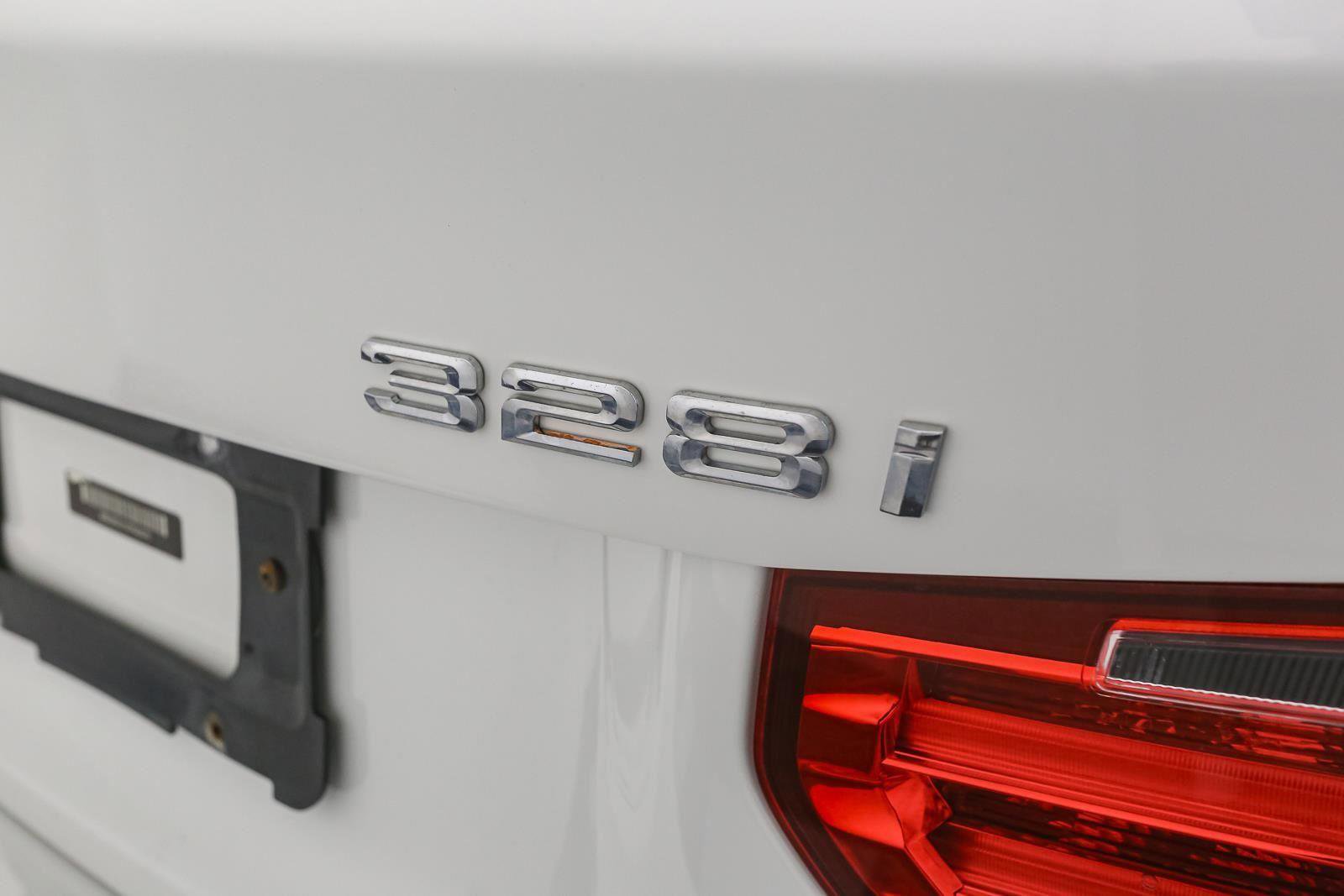 Used 2014 BMW 328i xDrive Sedan image 11