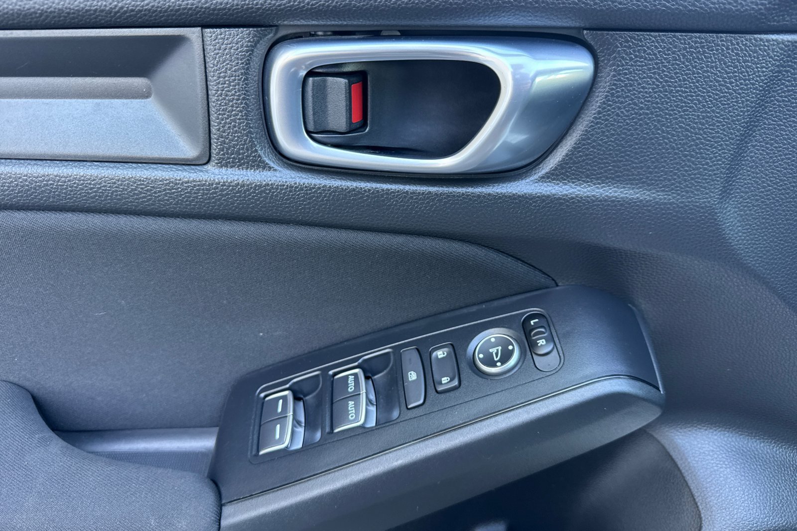 Used 2023 Honda Civic Sport image 11