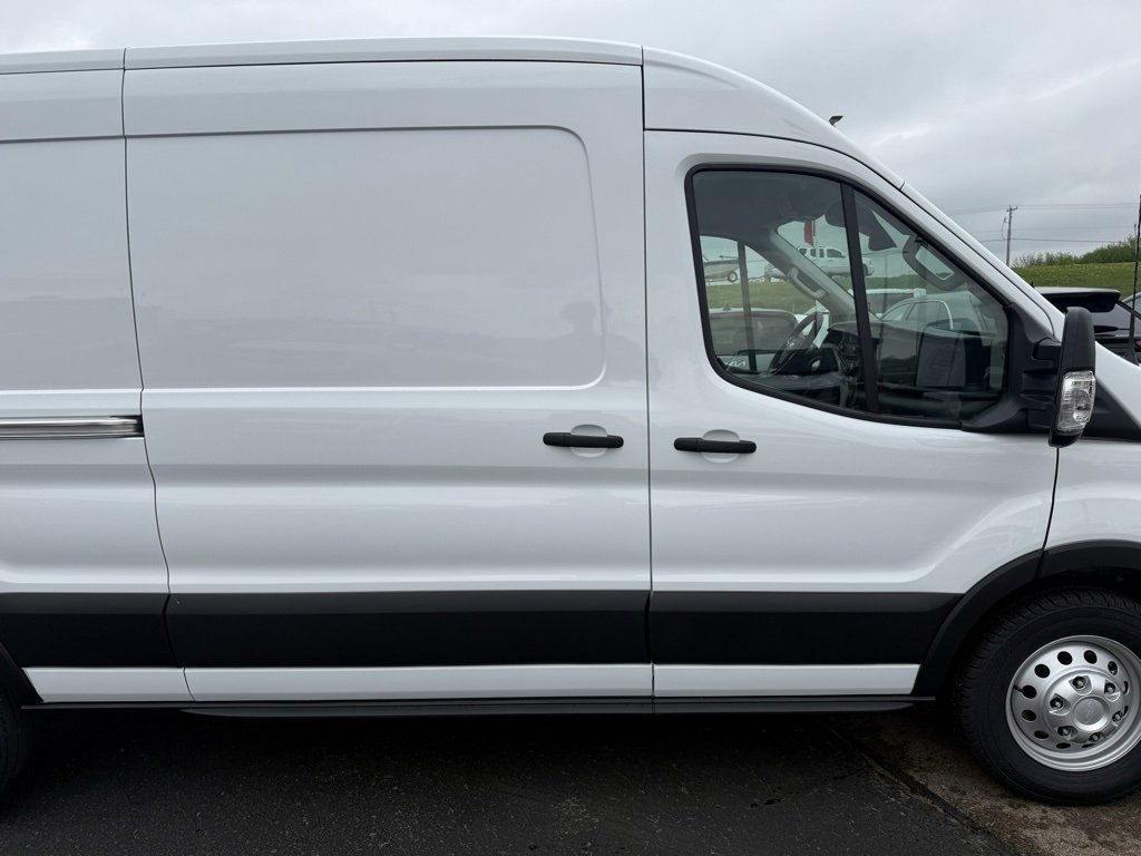 New 2025 Ford Transit 250 148 Medium Roof Extended AWD w/ Exterior Upgrade Package image 29