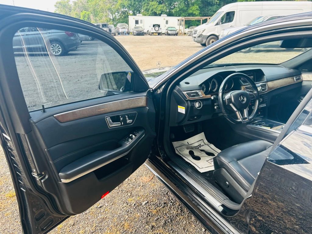 Used 2014 Mercedes-Benz E 350 Sedan image 18