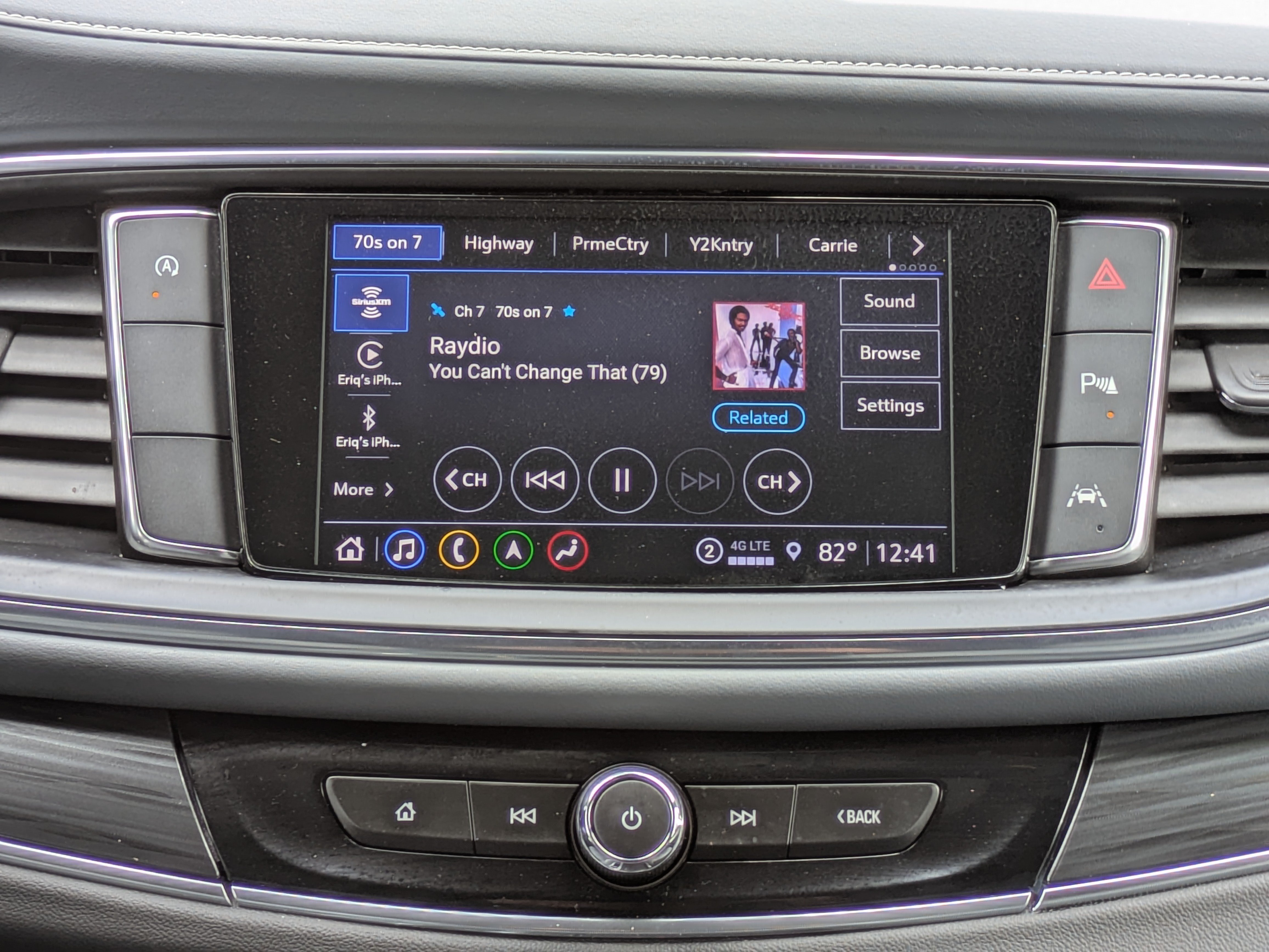 Used 2023 Buick Enclave Essence w/ Sound and Sites Package FWD image 18