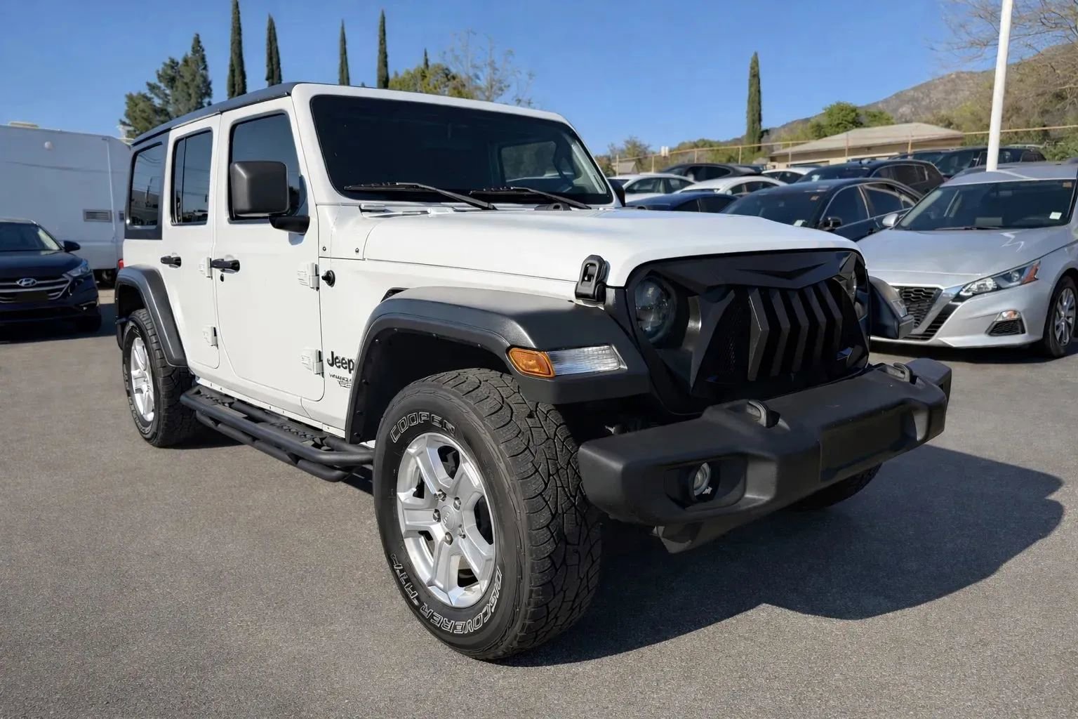 Used 2018 Jeep Wrangler Unlimited Sport S AWD/4WD image 1