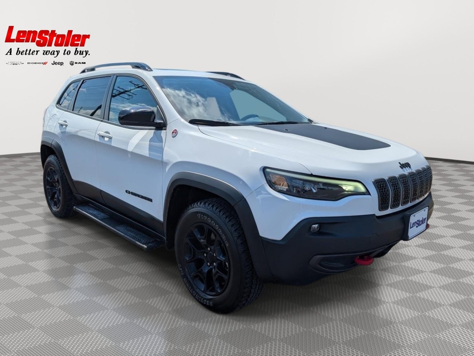 Used 2023 Jeep Cherokee Trailhawk w/ Sun & Sound Group AWD/4WD image 7